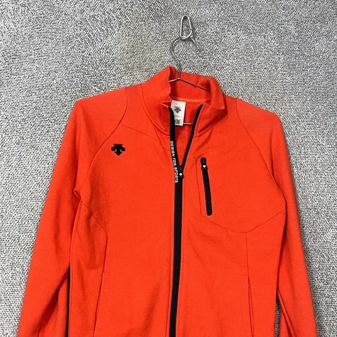 데상트 오렌지 로고 기능성 집업 M 상품이미지3