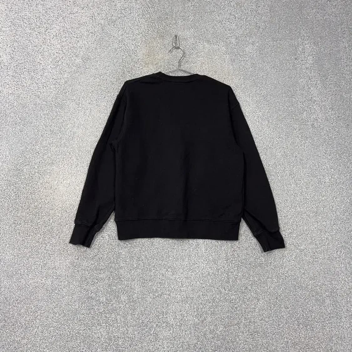 로맨틱 크라운 프린팅 블랙 맨투맨 S 상품이미지2