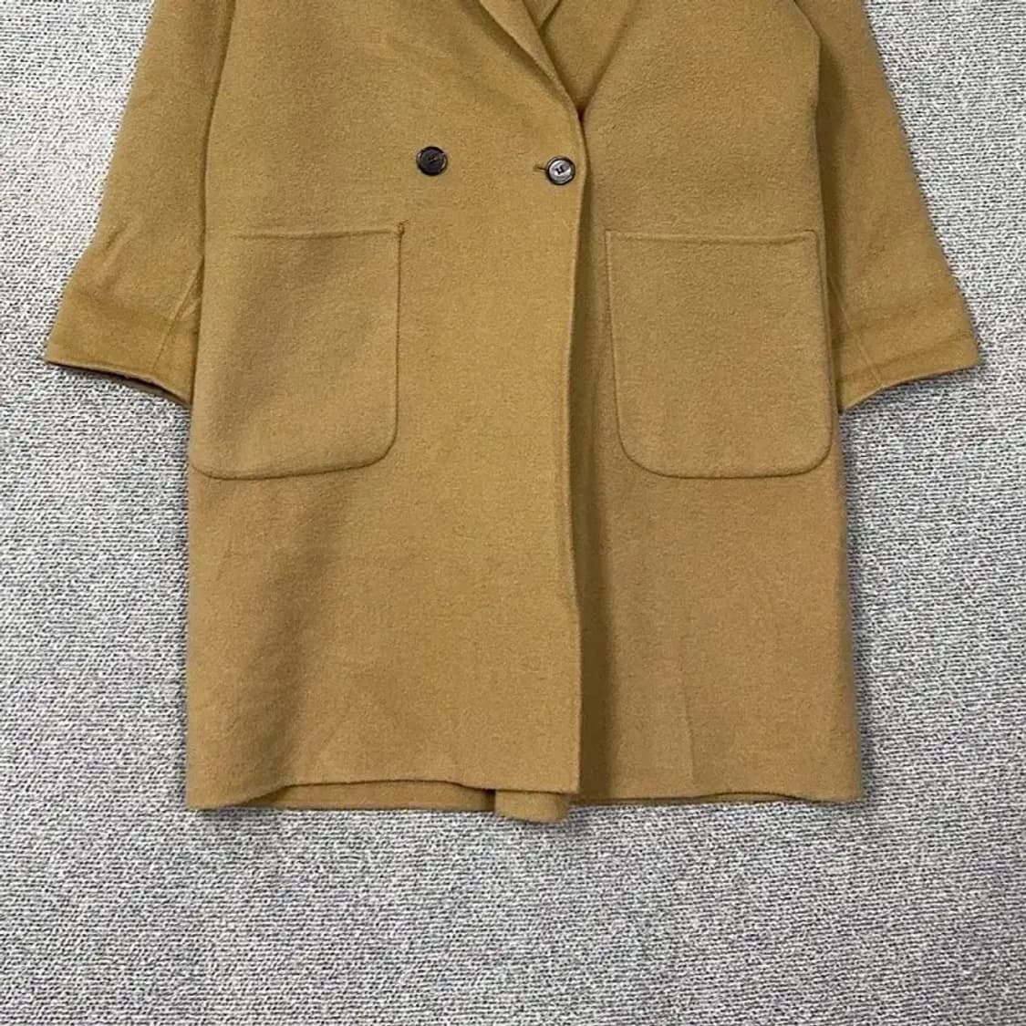 스튜디오 톰보이 카멜 베이지 여성 클래식 코트 82-92-160 상품이미지4