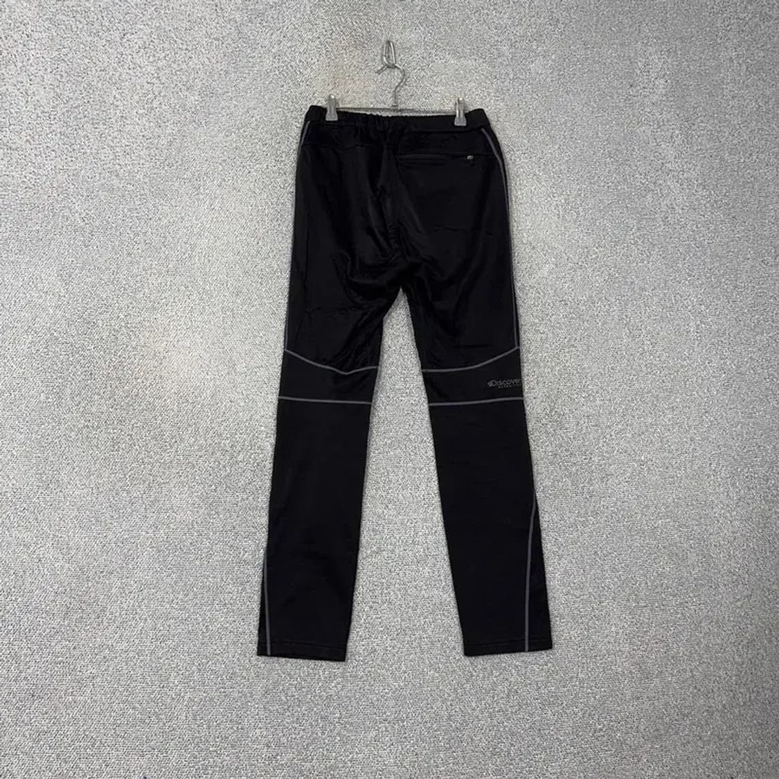 디스커버리 로고 등산 블랙 팬츠 75 상품이미지2