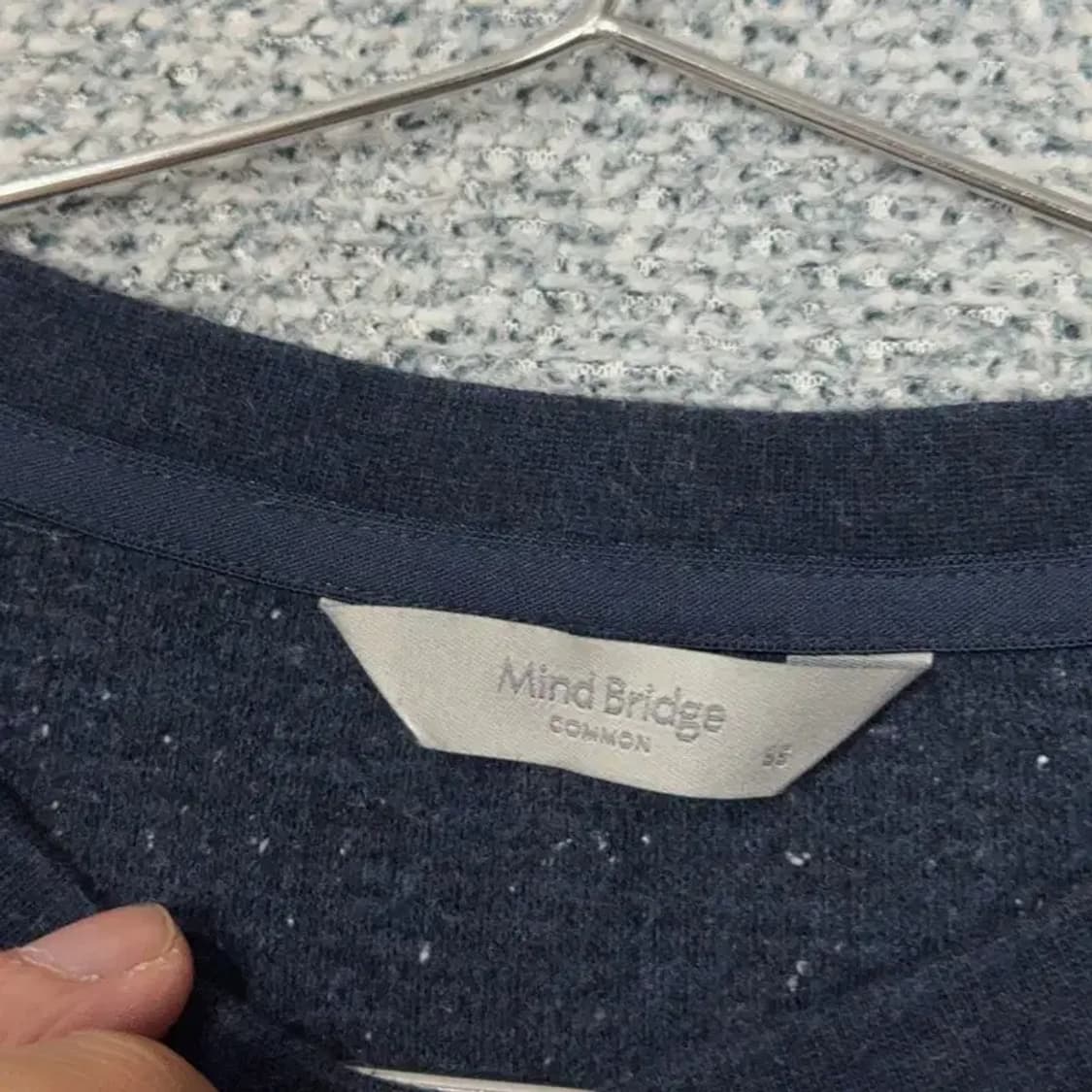 마인드브릿지 네이비 배색 캐주얼 남성 니트 95 상품이미지3