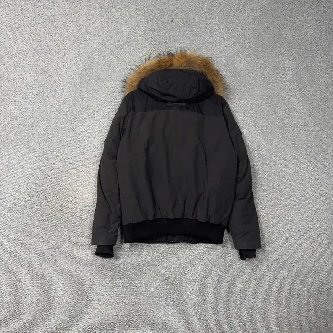 디스커버리 블랙 그레이 로고 구스다운 패딩 점퍼 95 상품이미지2