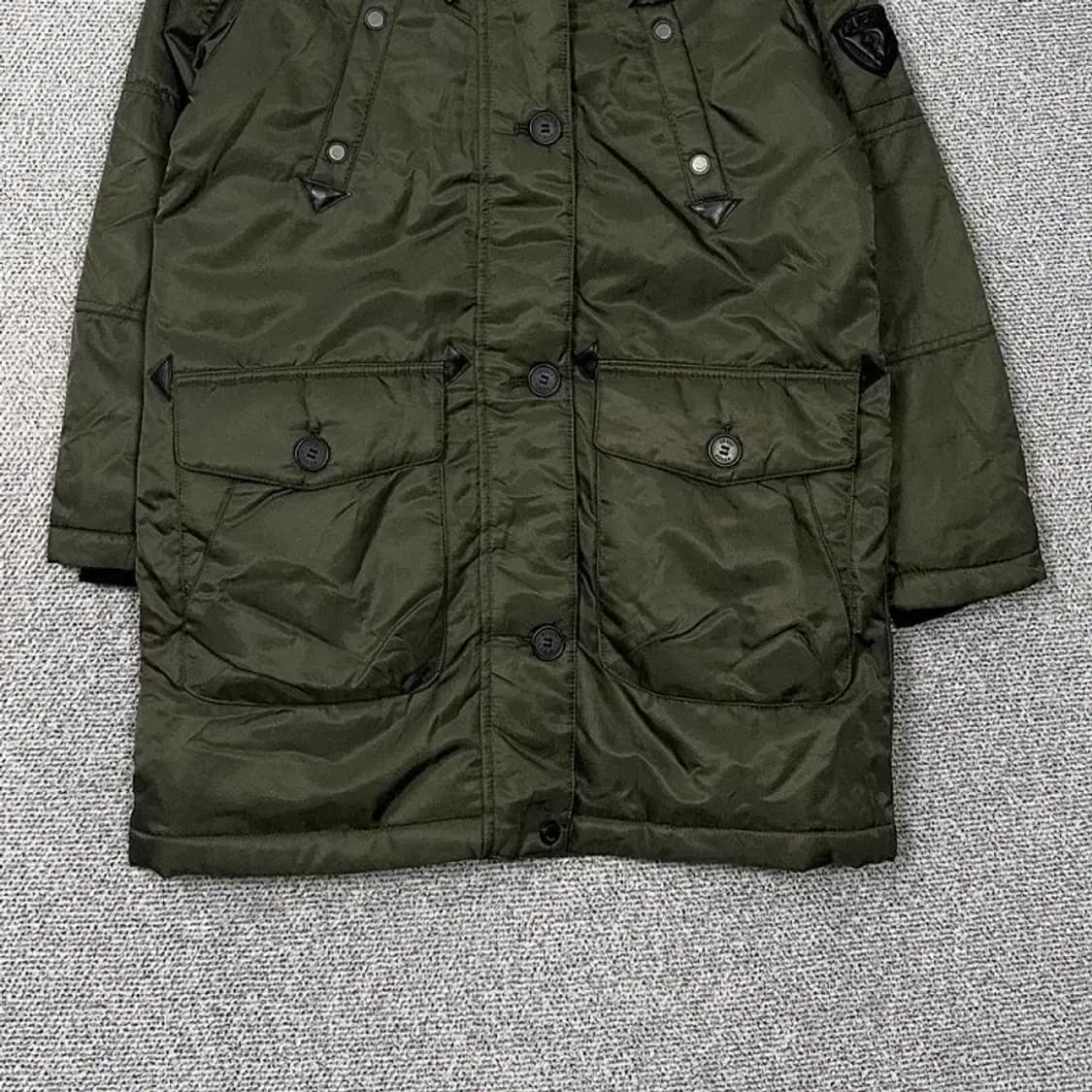 게스 여성 빈티지 카키 로고 야상 코트 패딩 점퍼 XS 상품이미지4