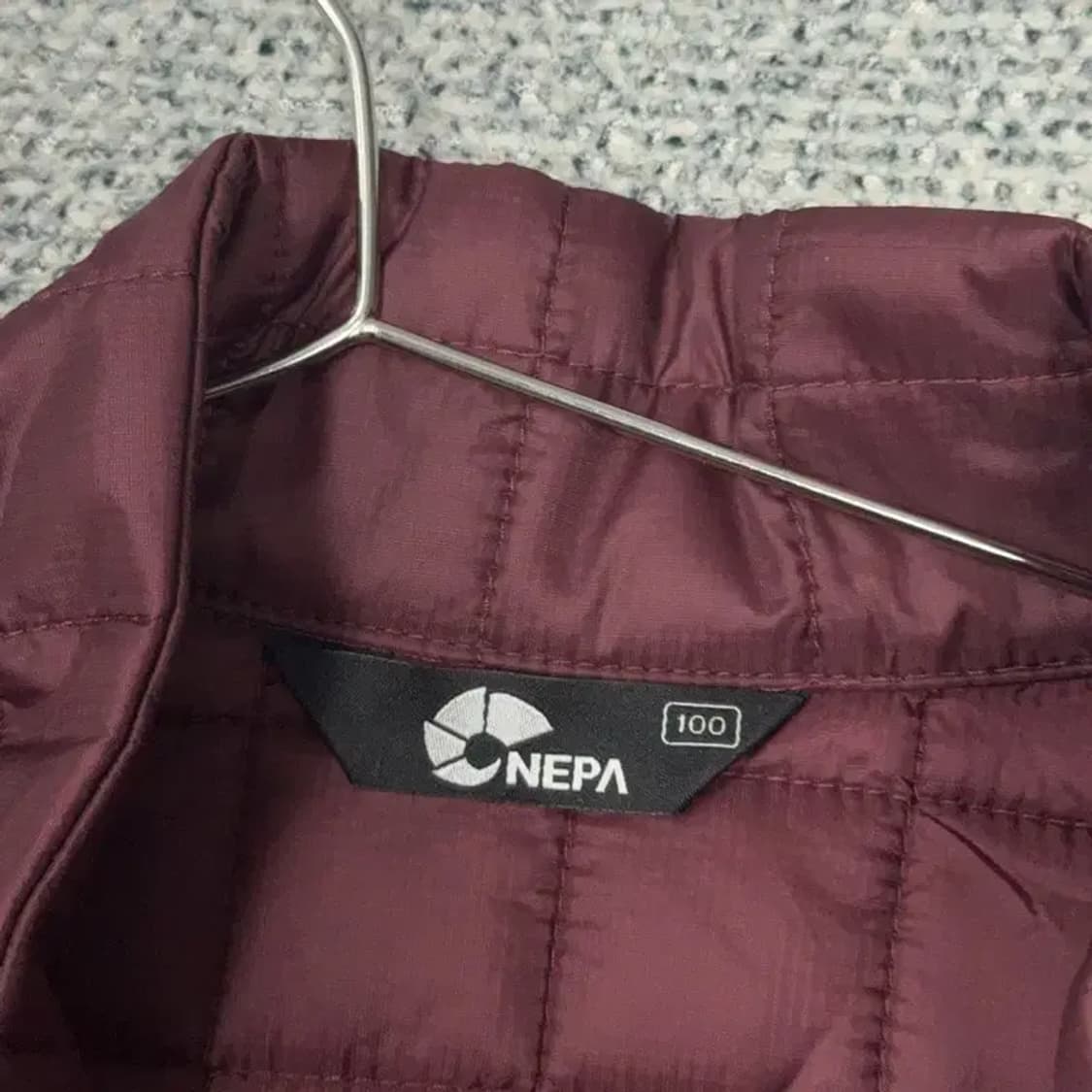 네파 버건디 로고 캐주얼 경량 패딩 점퍼 100 상품이미지4