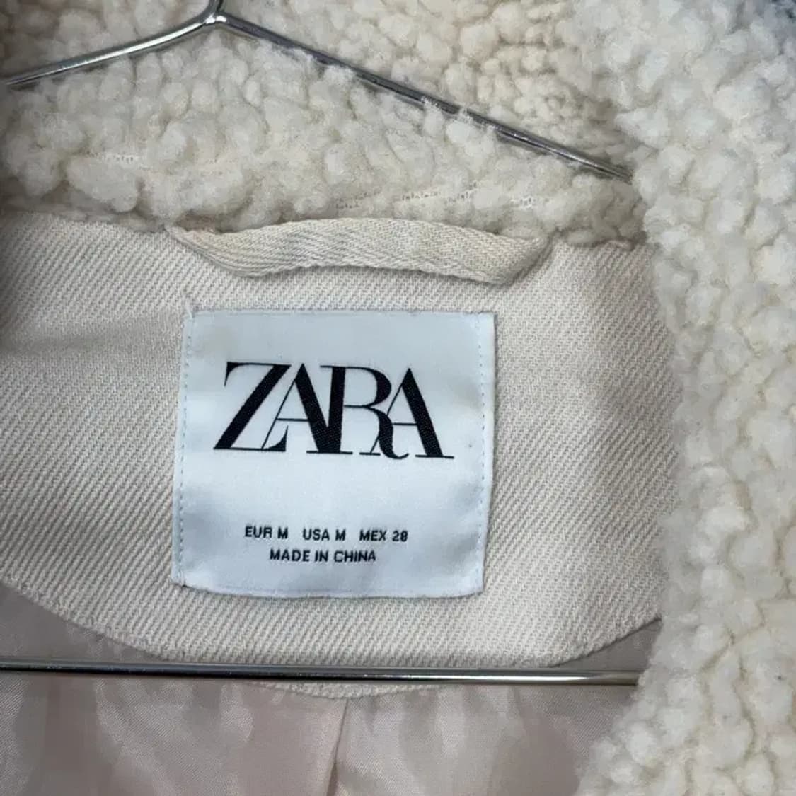 자라 베이지 양털 크림 뽀글이 후리스 자켓 M 상품이미지3