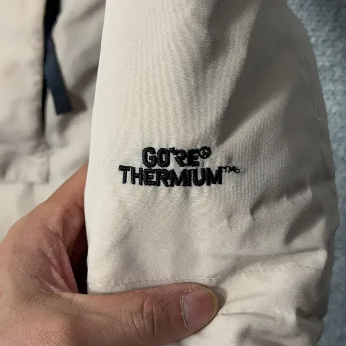 노스페이스 베이지 여성 캐주얼 패딩 점퍼 S 상품이미지3