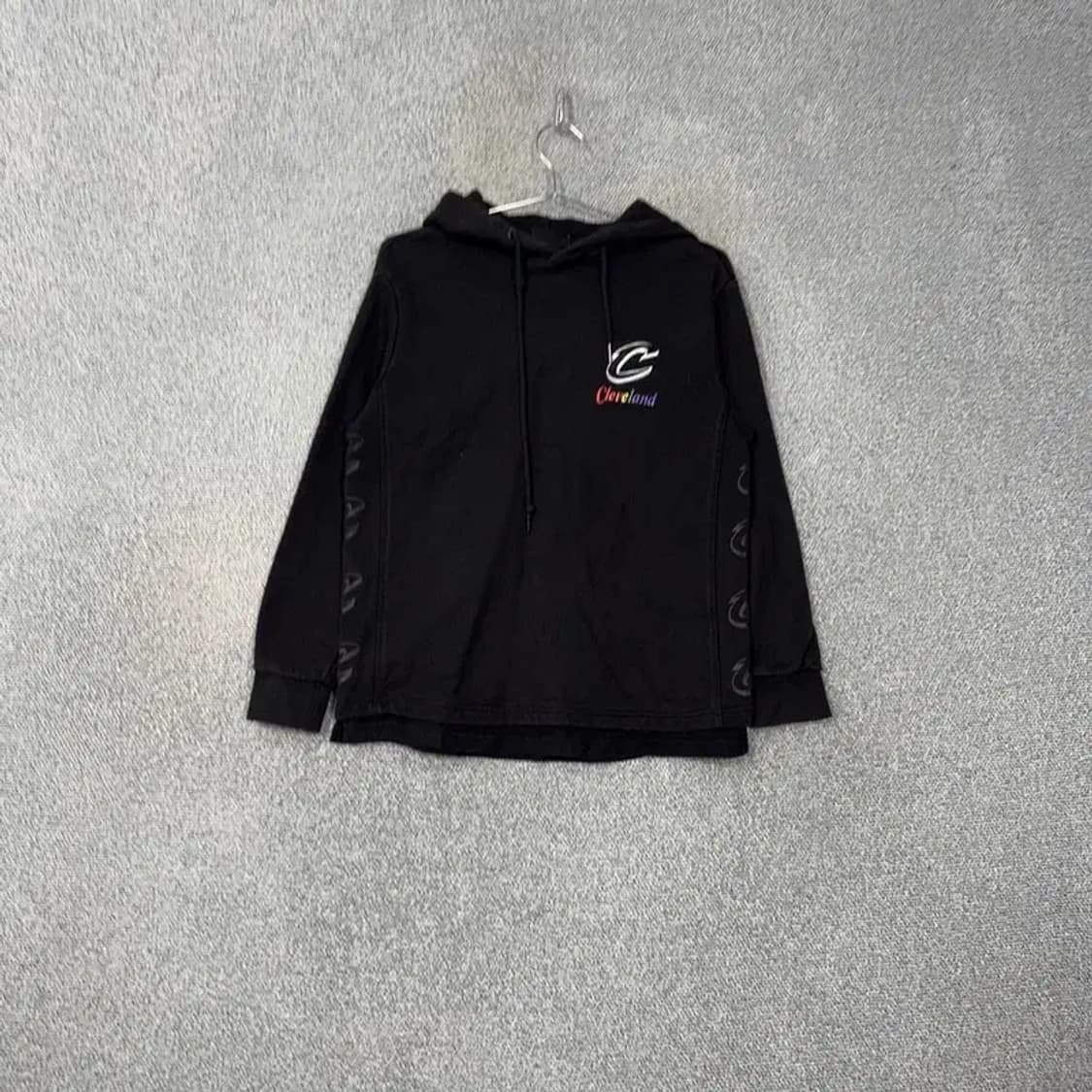 NBA 클리블랜드 로고 블랙 후드티 S 상품이미지1