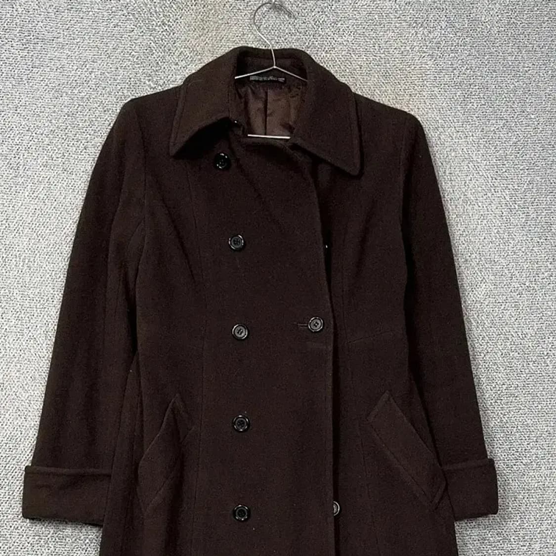 아이네드 여성 클래식 빈티지 브라운 롱 코트 상품이미지3