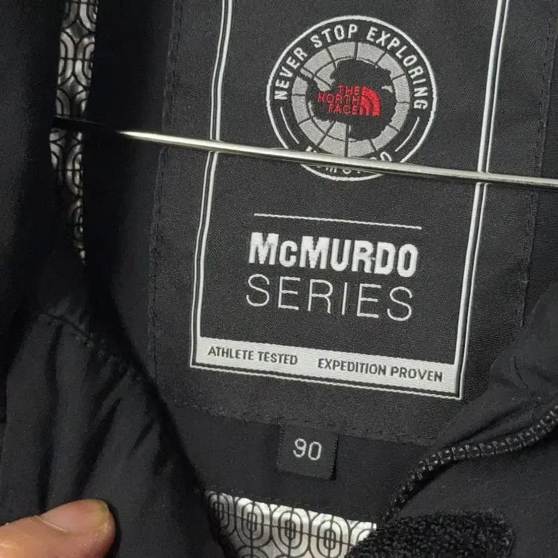 노스페이스 블랙 캐주얼 덕다운 오리털 패딩 점퍼 S 상품이미지4