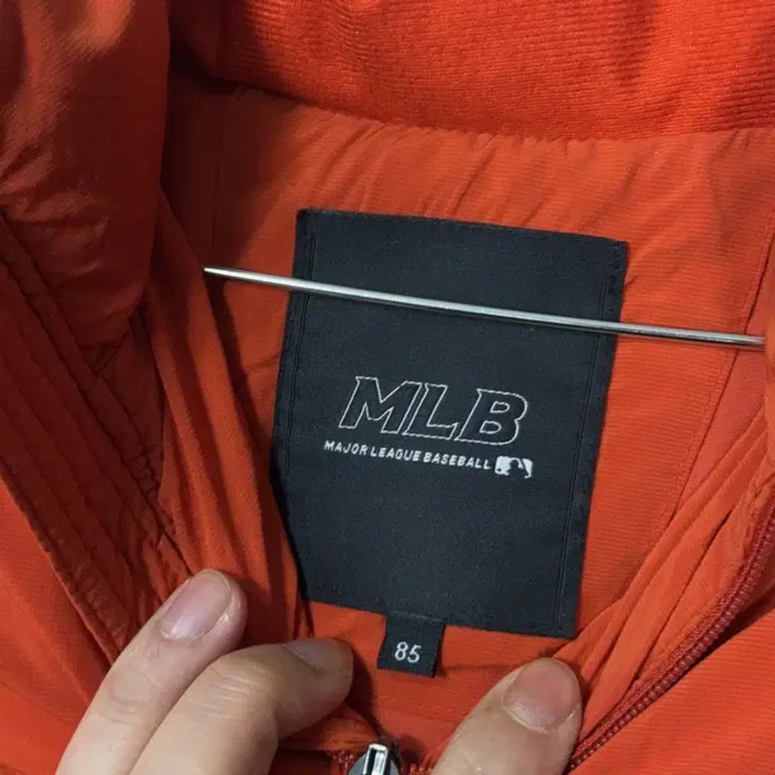 MLB 뉴욕양키즈 로고 오렌지 패딩 점퍼 85 상품이미지3