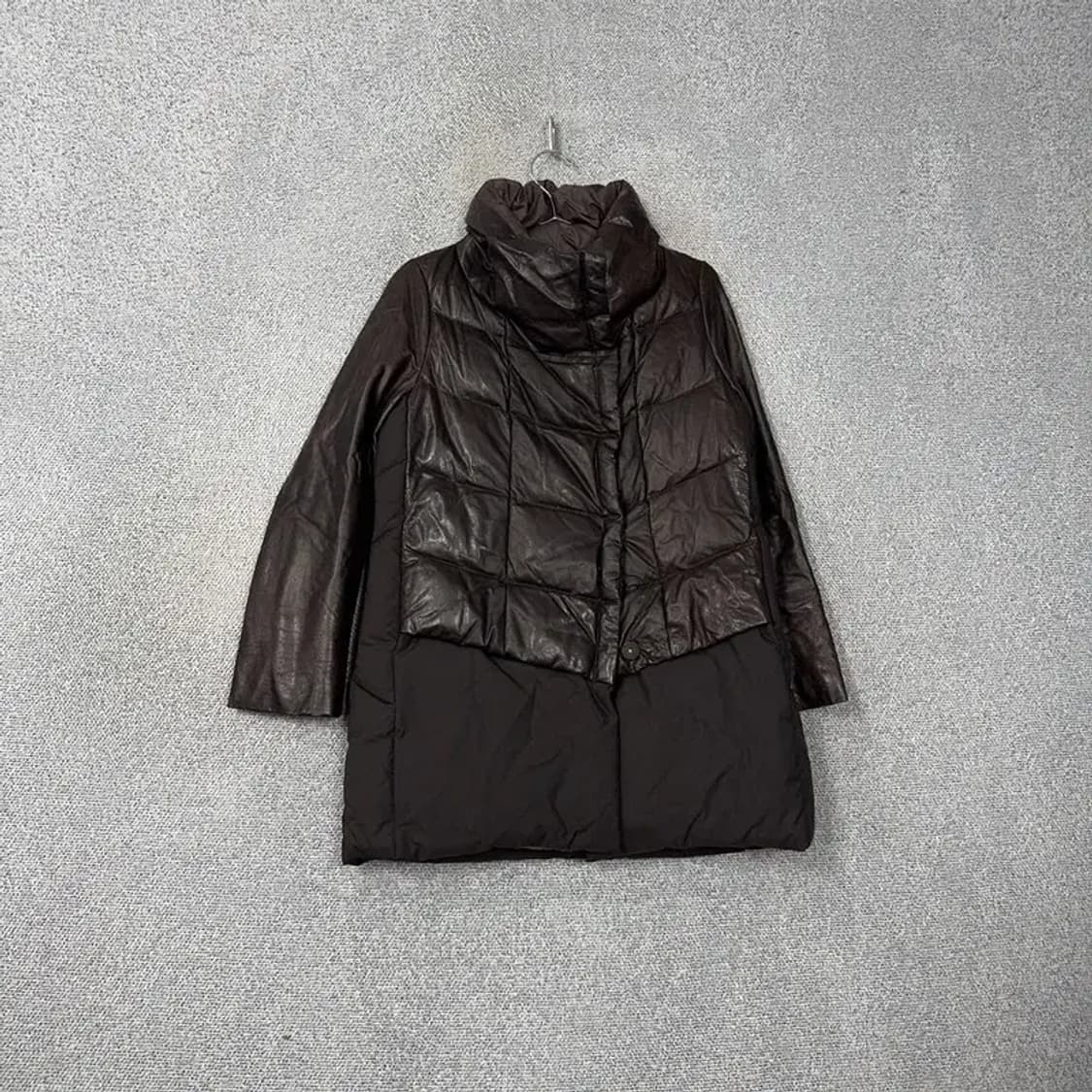 한섬 타임 양가죽 브라운 패딩 66 상품이미지1