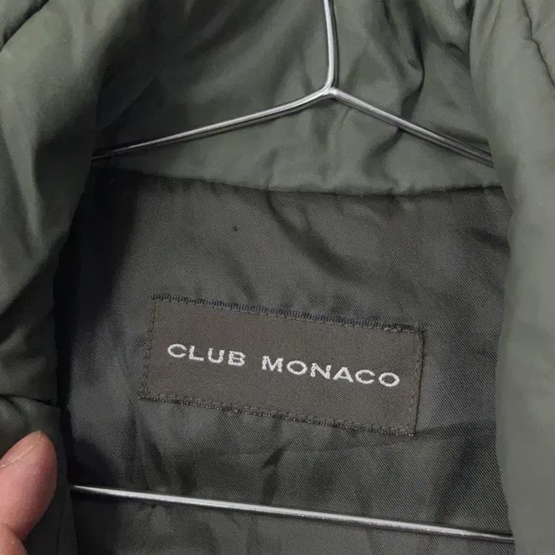 클럽모나코 카키 패딩 조끼 S 상품이미지6