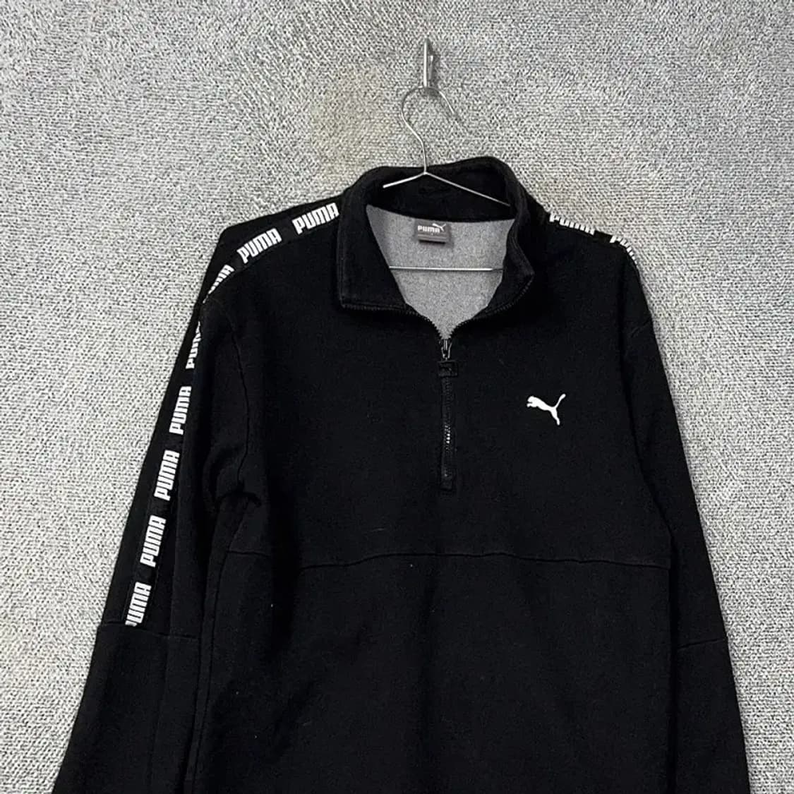 푸마 블랙 로고 사이드라인 반집업 맨투맨 M 상품이미지3