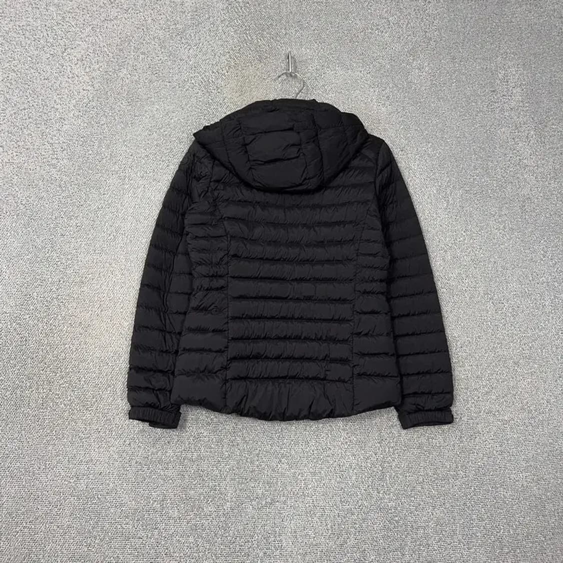아이더 블랙 캐주얼 경량 구스다운 거위털 패딩 점퍼 M 상품이미지2