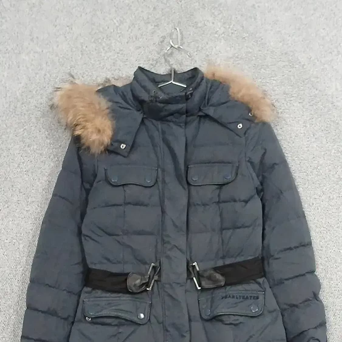 파리게이츠 여성 캐주얼 그레이 퍼 패딩 코트 1사이즈 상품이미지3