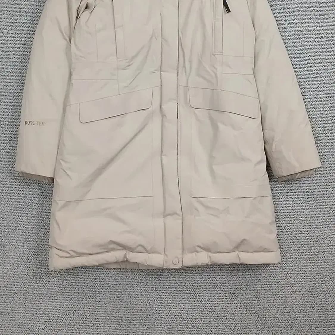 블랙야크 여성 고어텍스 크림 롱 패딩 90 상품이미지4