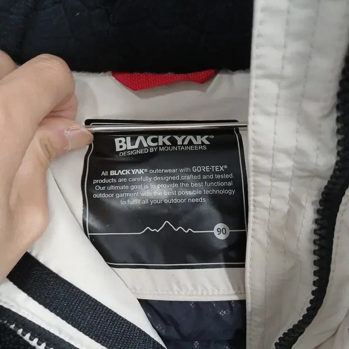 블랙야크 여성 고어텍스 크림 롱 패딩 90 상품이미지6