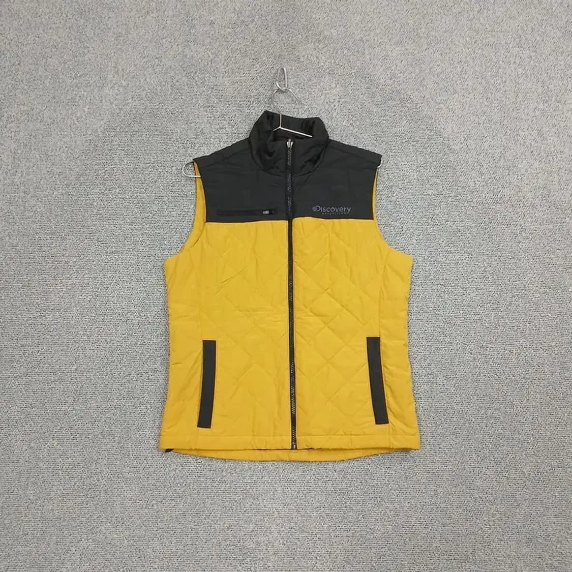 디스커버리 옐로우 로고 캐주얼 경량 패딩 조끼 95 상품이미지1