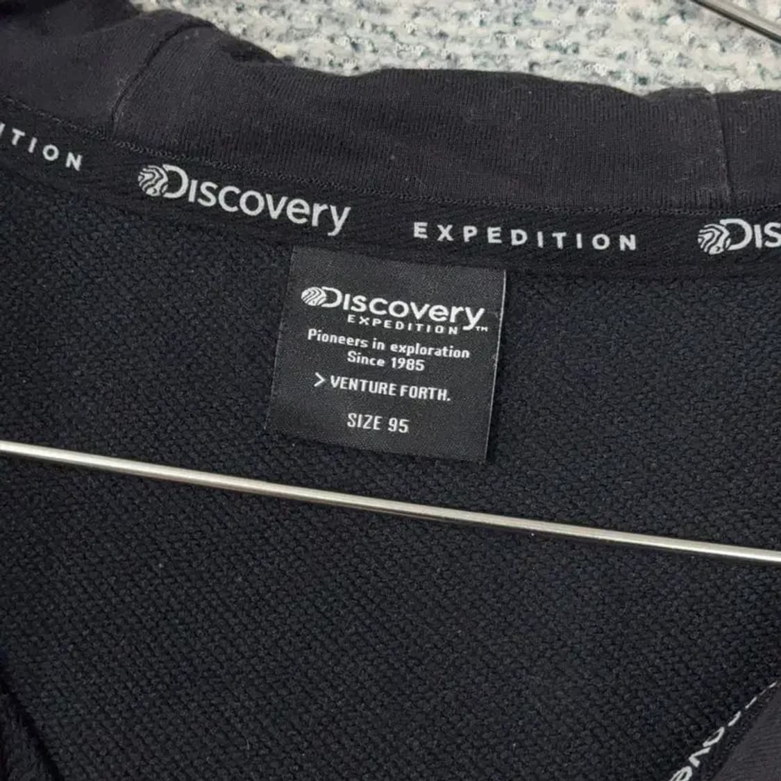 디스커버리 로고 프린팅 블랙 후드집업 95 상품이미지3