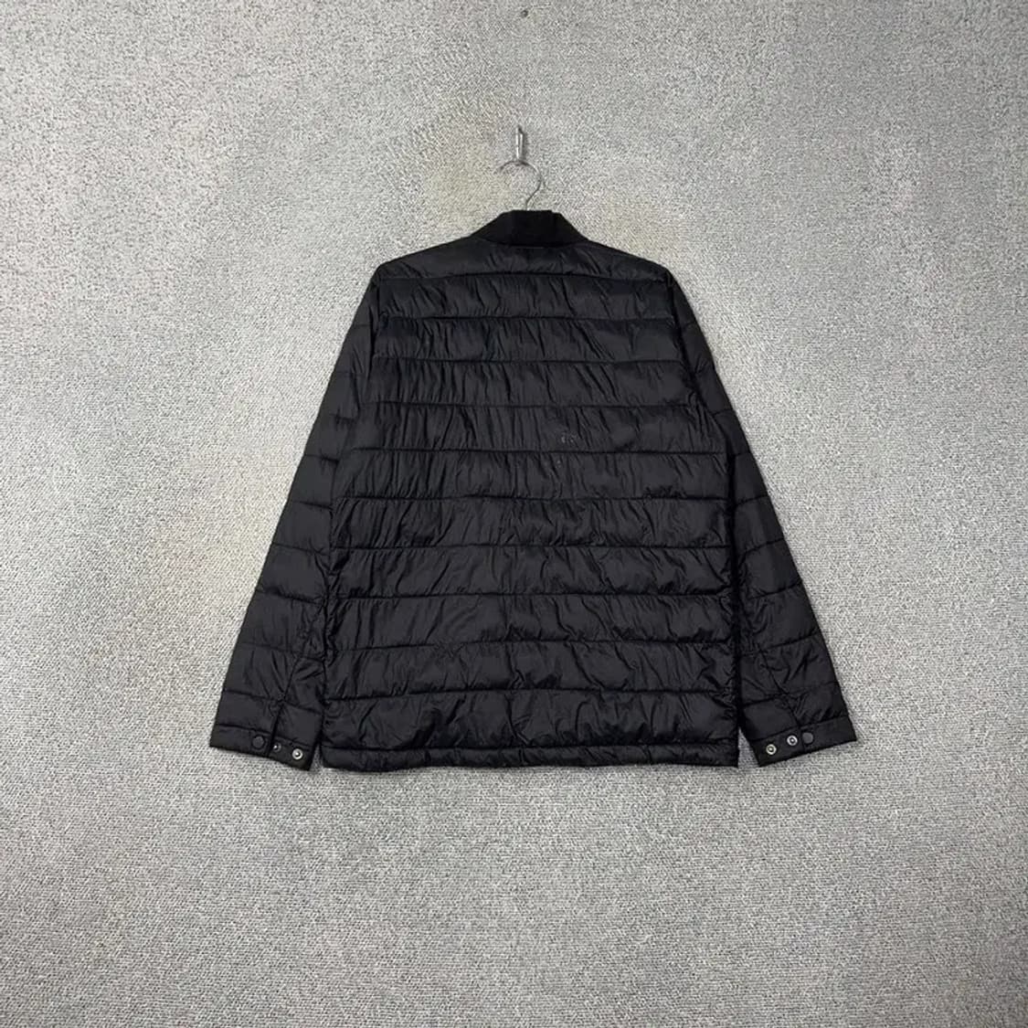 콜롬비아 로고 블랙 경량 패딩 L 상품이미지2