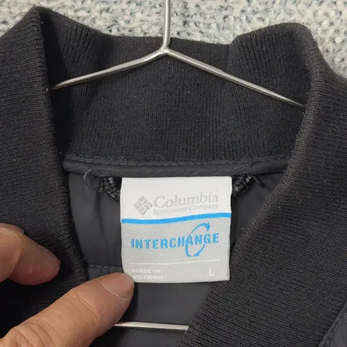 콜롬비아 로고 블랙 경량 패딩 L 상품이미지3