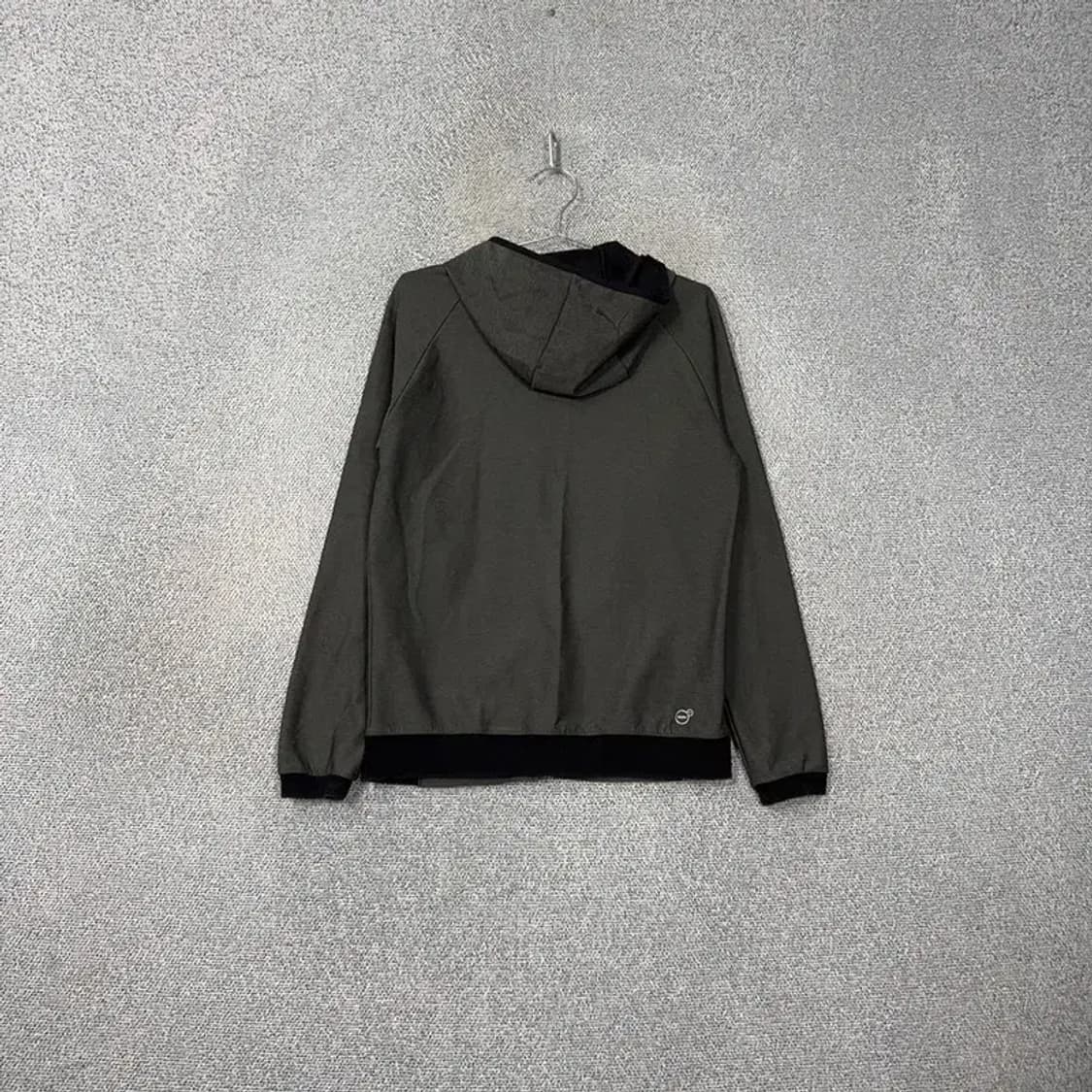 푸마 기능성 그레이 후드 집업 L 상품이미지2