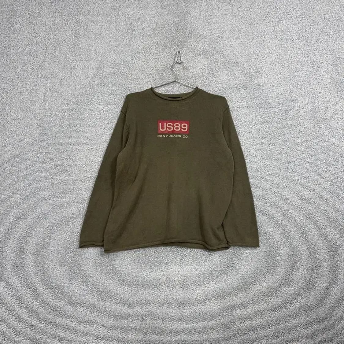 DKNY 프린팅 빈티지 카키 니트 L 상품이미지1