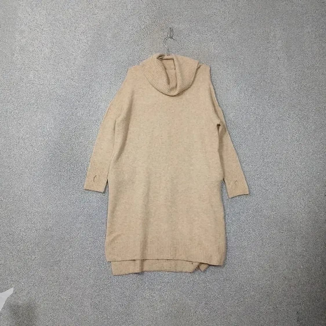니코앤드 베이지 오트밀 니트 원피스 FREE 상품이미지1