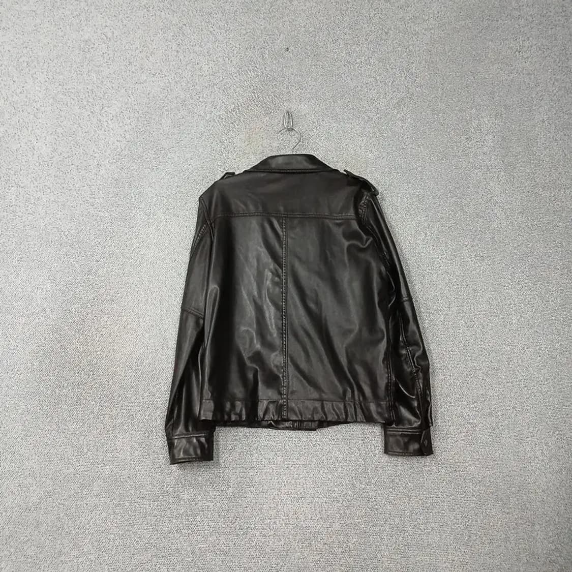 자라 빈티지 블랙 유광 쿼드포켓 자켓 M 상품이미지2