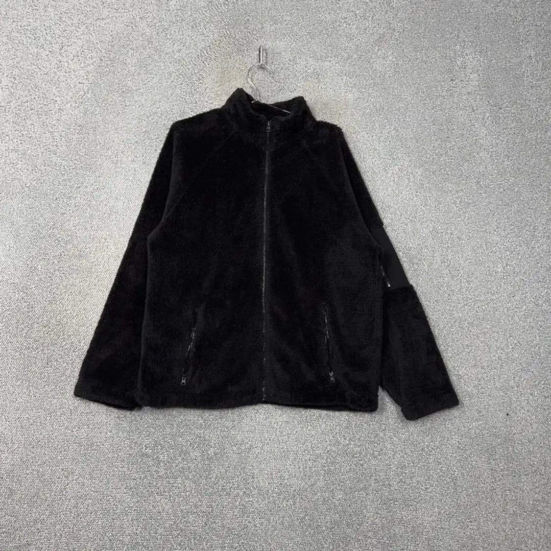 휠라 블랙 백로고 양털 뽀글이 후리스 집업 XL 상품이미지1