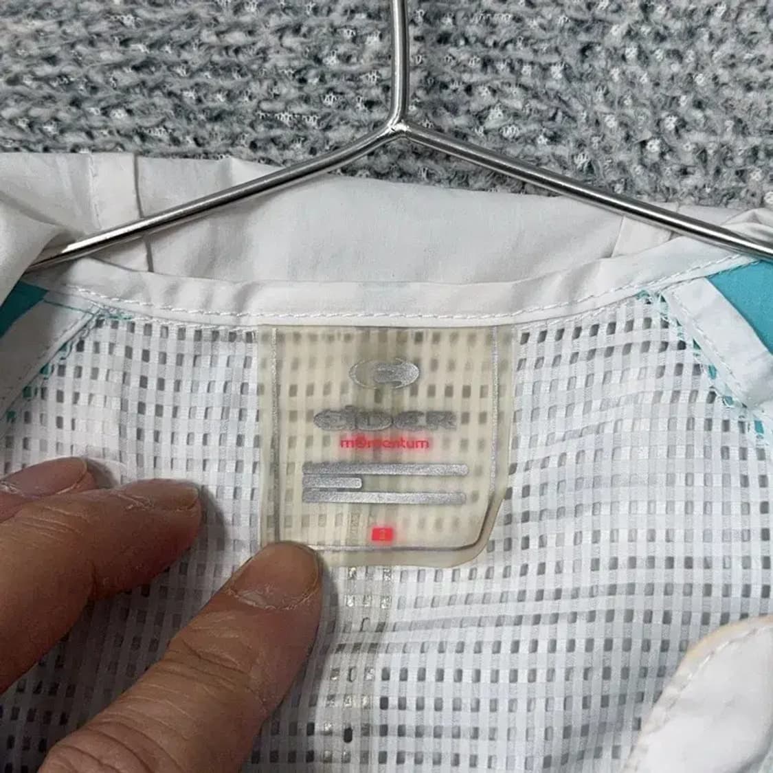 아이더 여성 등산 화이트 바람막이 조끼 S 상품이미지5