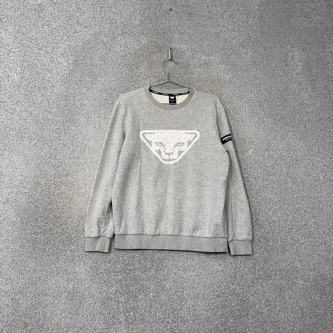 다이나핏 빅로고 프린팅 라이트 그레이 맨투맨 L 상품이미지1