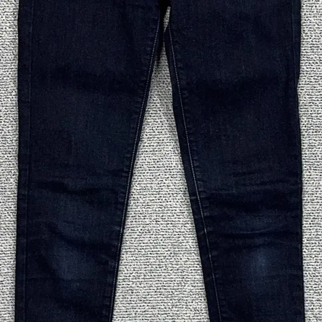 게스 여성 삼각로고 데님 청바지 25 상품이미지4