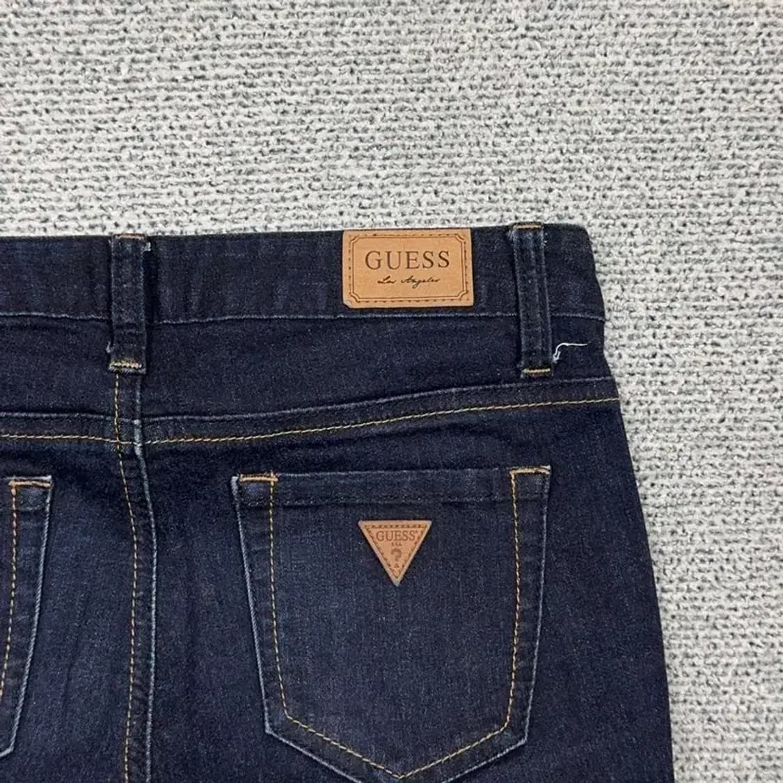 게스 여성 삼각로고 데님 청바지 25 상품이미지6