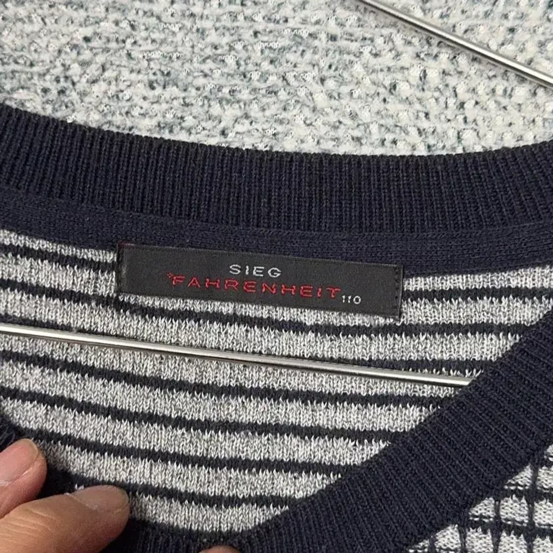 지이크 스트라이프 블랙 남성 오버핏 니트 110 상품이미지5