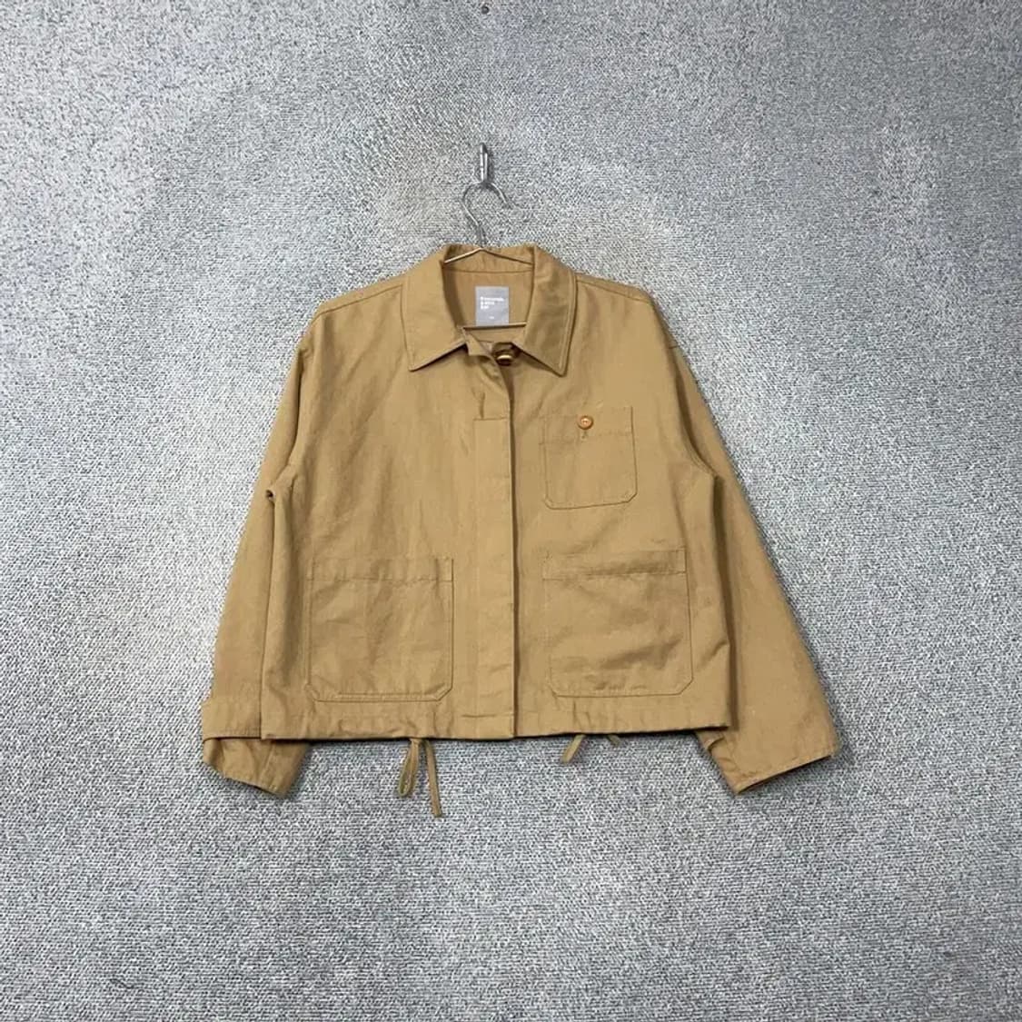 에잇세컨즈 베이지 포켓 자켓 80 상품이미지1