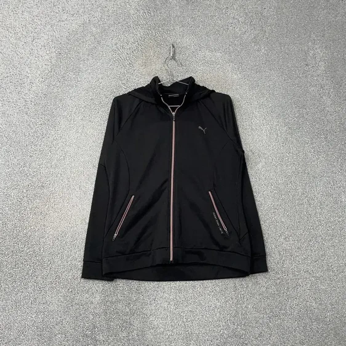 푸마 블랙 로고 여성 기능성 집업 L 상품이미지1