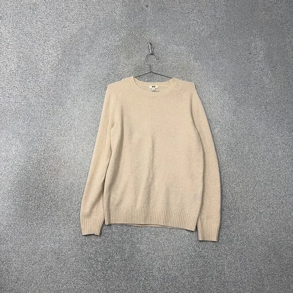 유니클로 베이지 남성 캐주얼 울 니트 M 상품이미지1