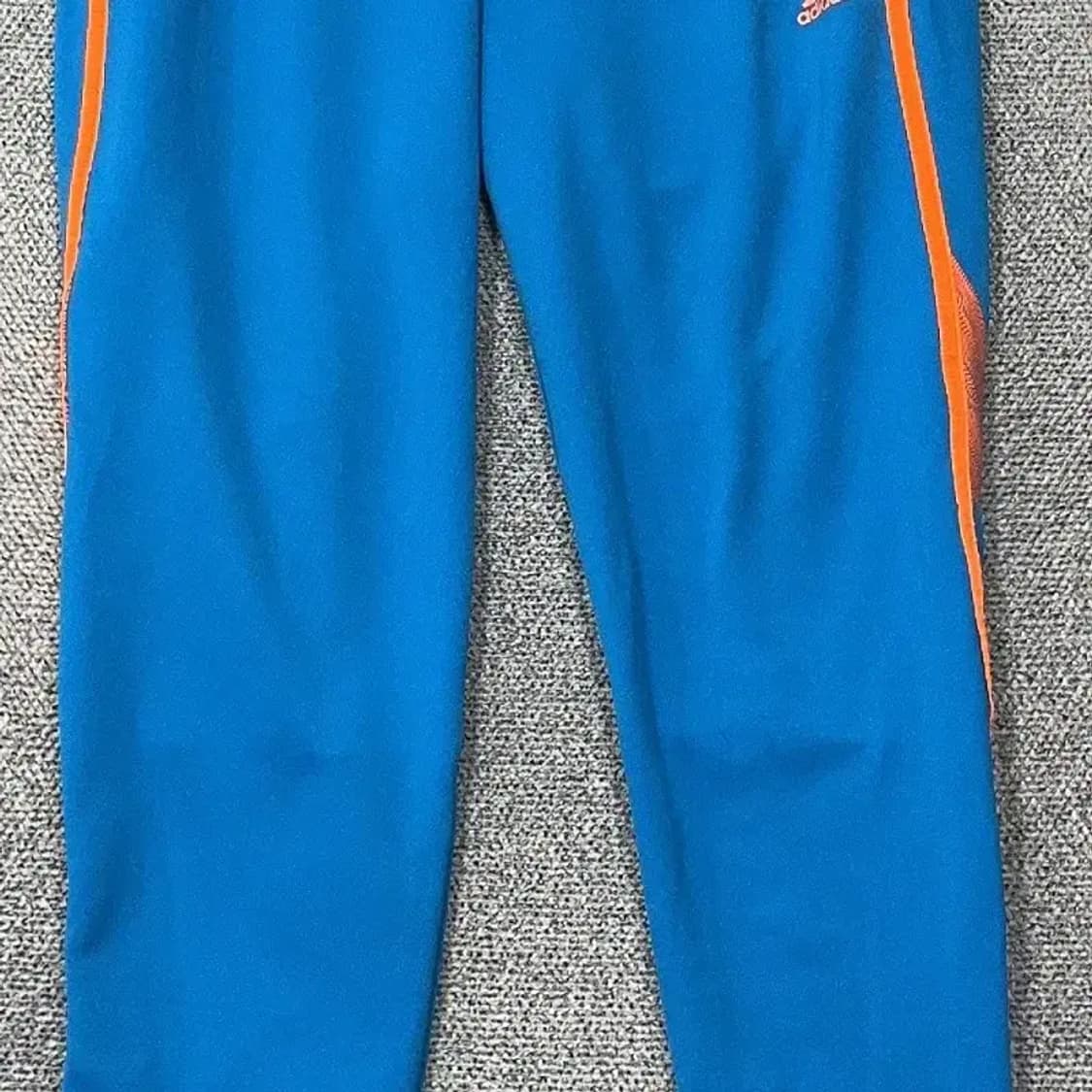 아디다스 블루 로고 트레이닝 팬츠 95 상품이미지4