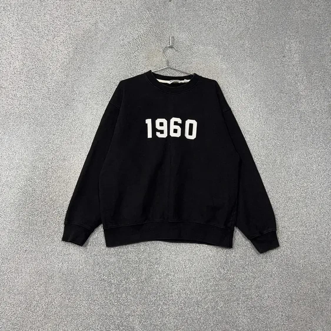 유니폼브릿지 1960 로고 블랙 맨투맨 XL(110) 상품이미지1