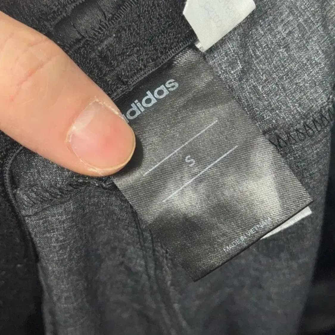 아디다스 그레이 삼선 기능성 운동 반바지 S 상품이미지3