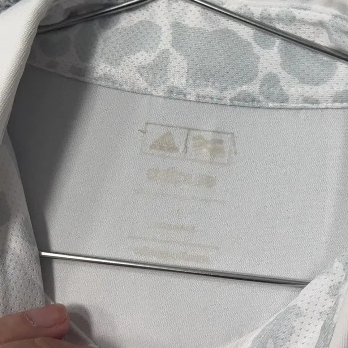 아디다스 화이트 기능성 운동 반팔 카라티 M 상품이미지3