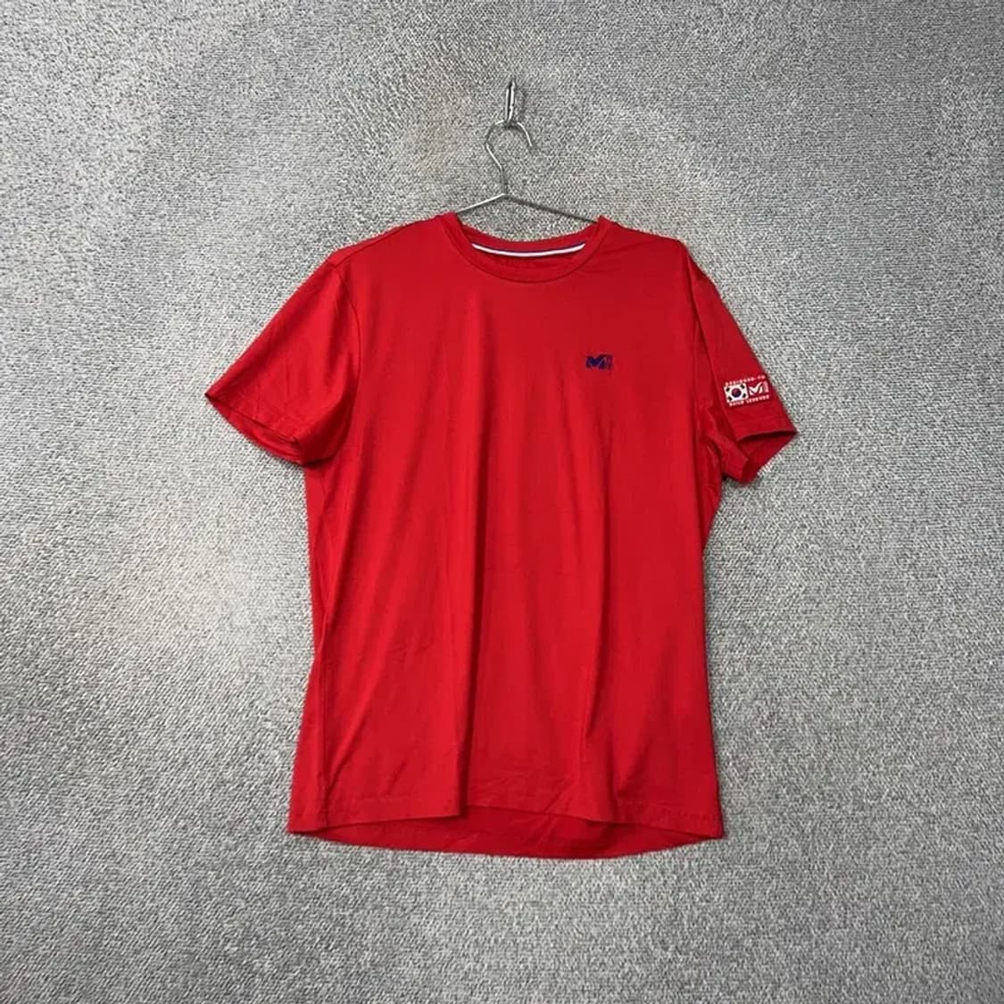 밀레 레드 로고 기능성 반팔티 100 상품이미지1