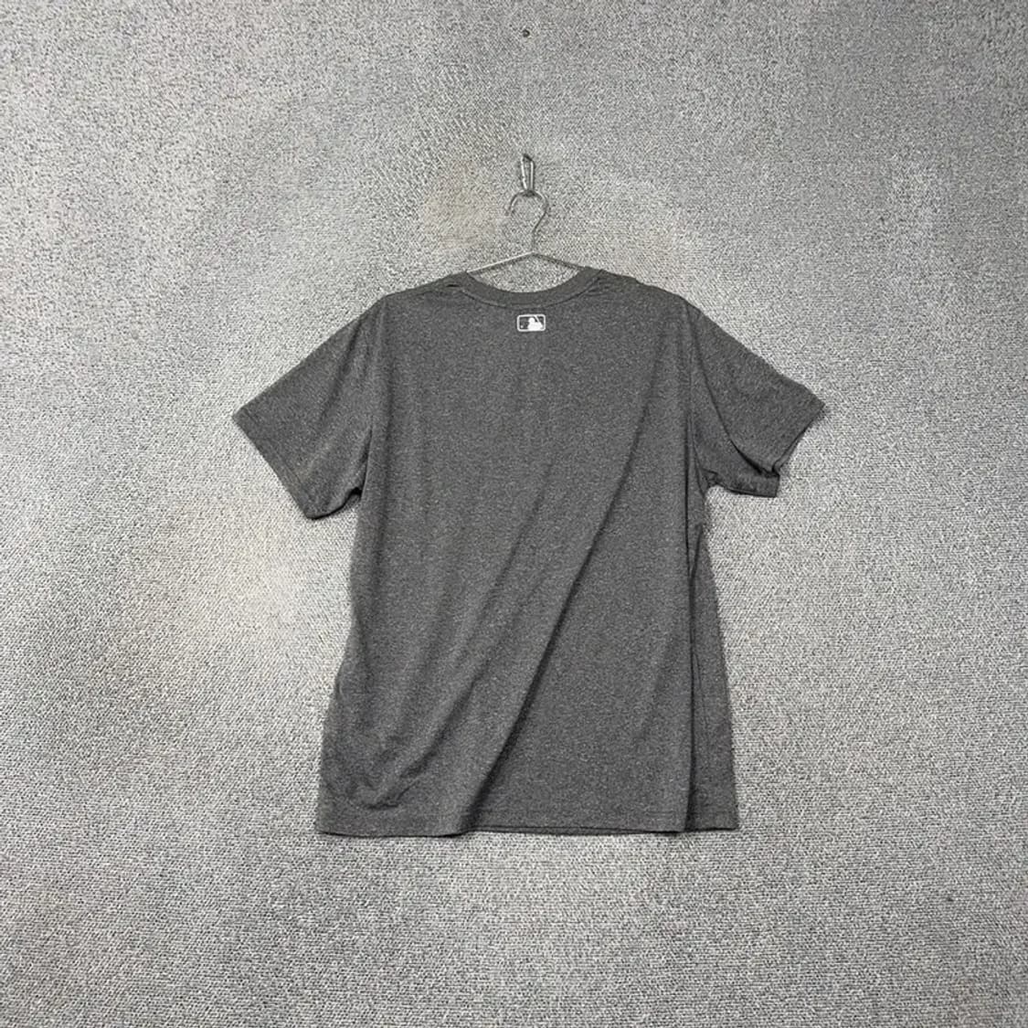 MLB 뉴욕양키즈 프린팅 그레이 반팔티 110 상품이미지2