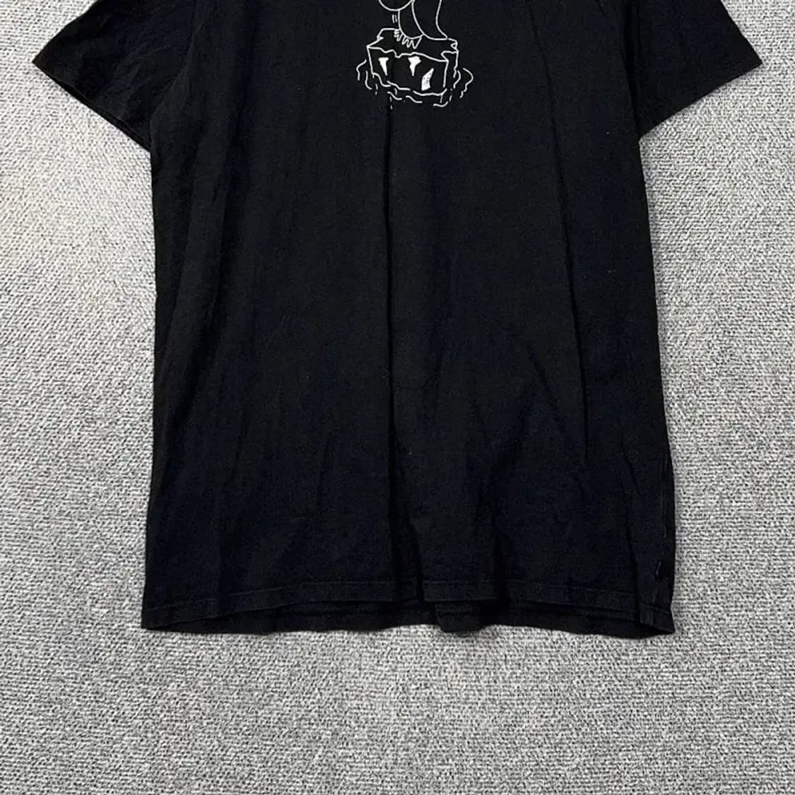 나이키 SB 프린팅 블랙 반팔티 XL 상품이미지4