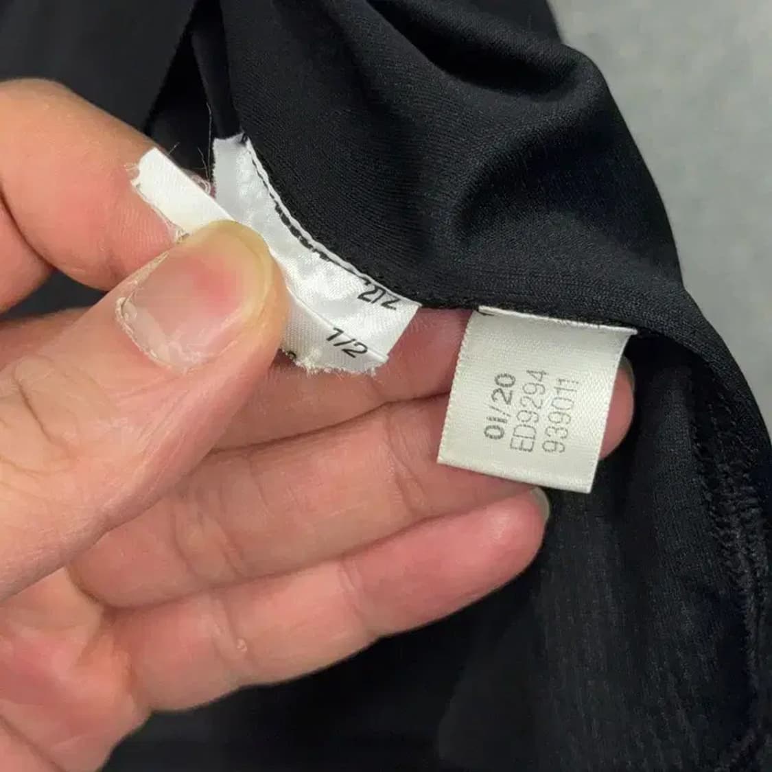 아디다스 블랙 로고 남성 운동 반팔티 M 상품이미지4