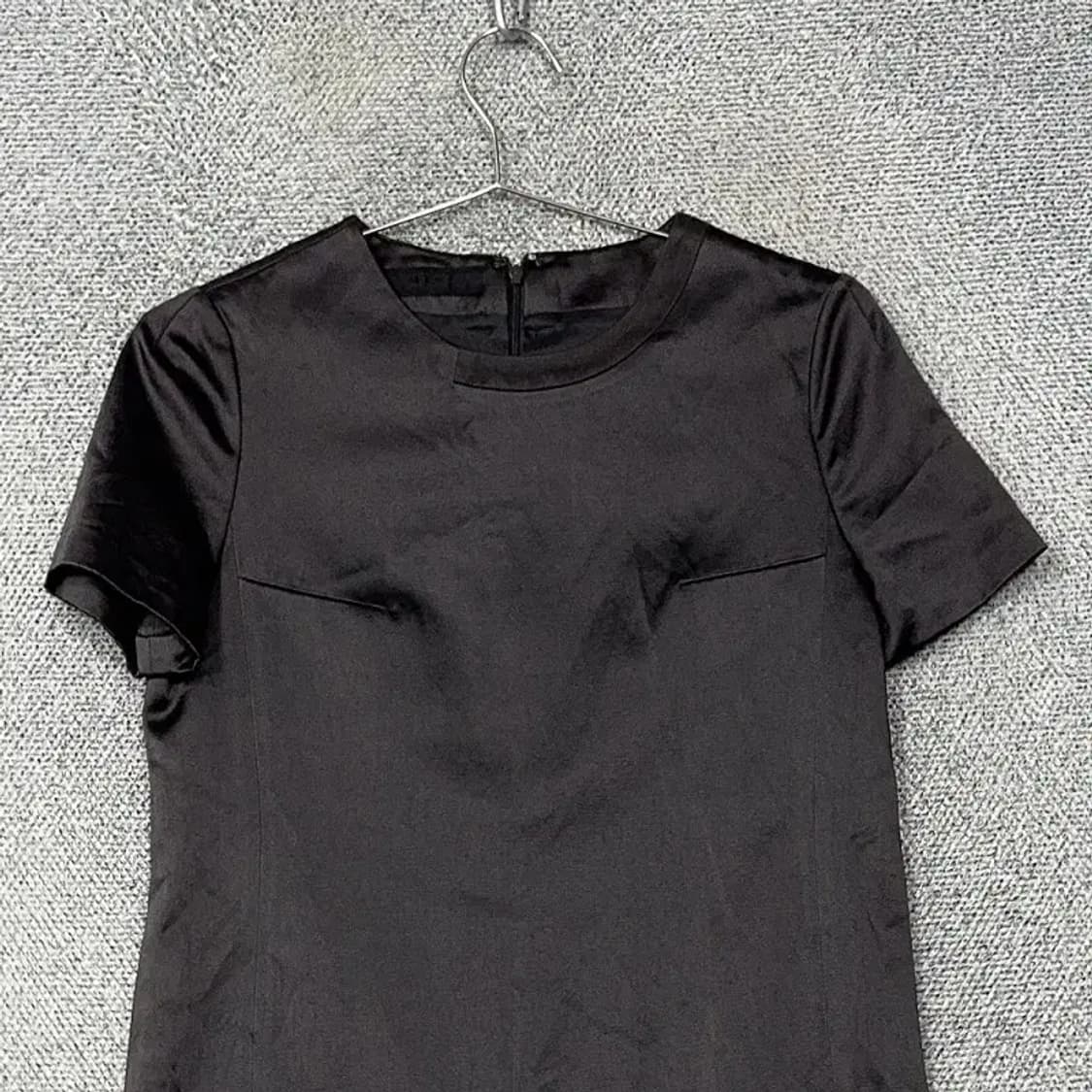 한섬 마인 여성 그레이 반팔 원피스 82-94-160 상품이미지3