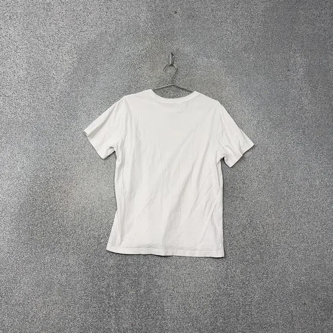 게스 박스로고 프린팅 남성 화이트 반팔 티 L 상품이미지2