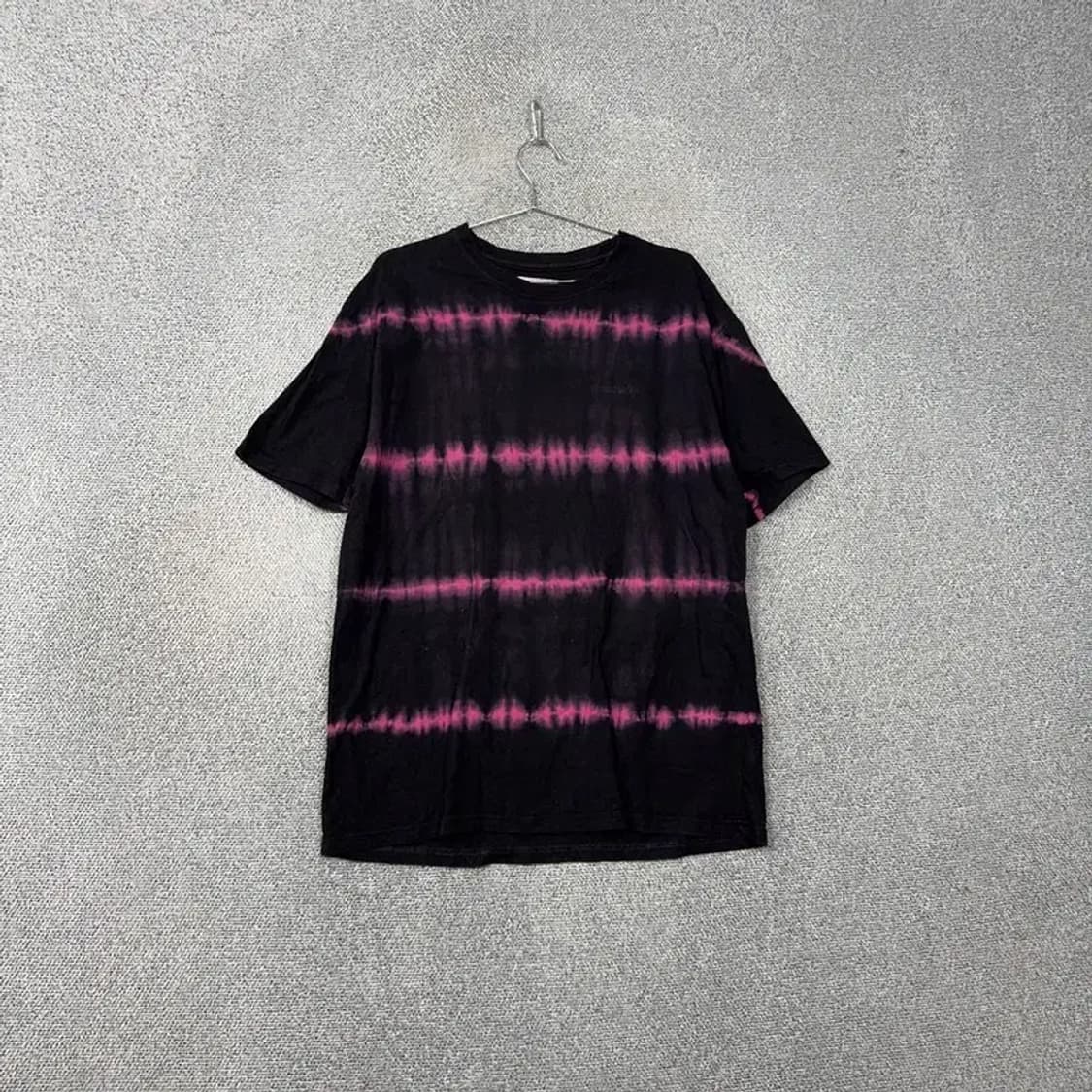 비바스튜디오 타이다이 스트라이프 블랙 반팔 티 XL 상품이미지1