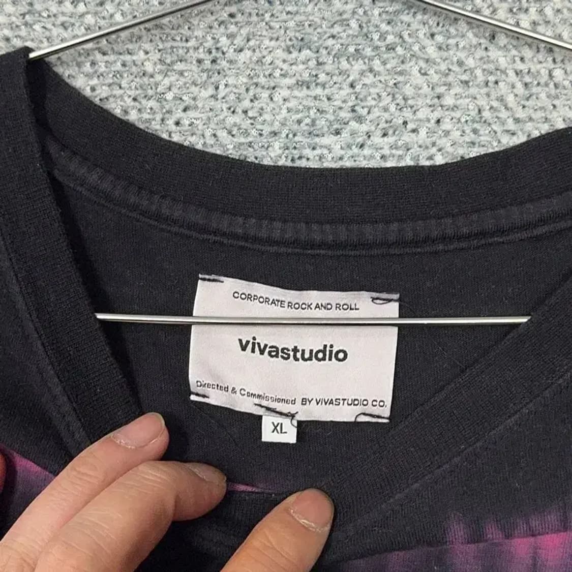 비바스튜디오 타이다이 스트라이프 블랙 반팔 티 XL 상품이미지3